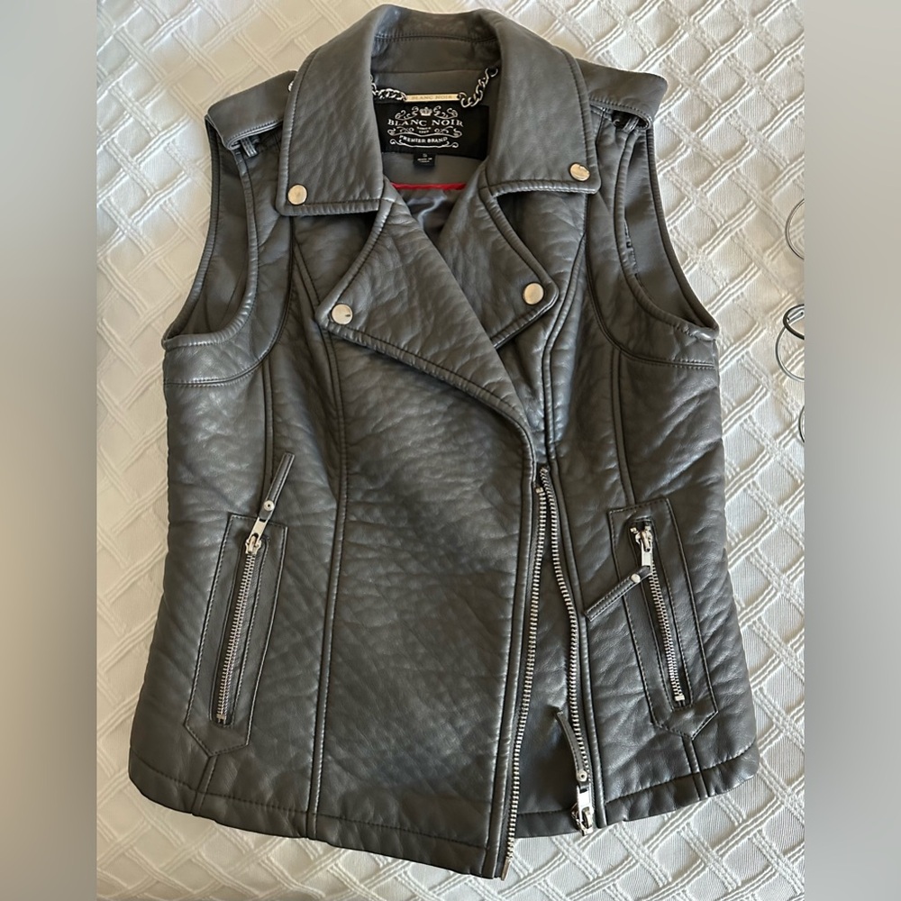 Women’s motor vest used one time.